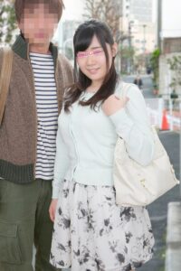 心優しい巨乳の姉と童貞の弟がセックスの予行演習にチャレンジ！アソコを擦り合わせるだけの素股セックスをできたら100万円！！想定外に勃起した弟チ○ポ！恥じらいつつも男を感じて濡れちゃった姉マ○コに勢い余ってヌルッと大挿入！大学生姉弟の筆おろし近親相姦！2 あやか[dkra01404]