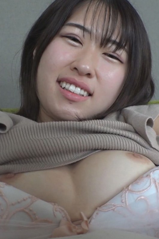 エロすぎるプリケツ！チ○コに吸い付くスケベマ○コに中出し[h_1825tssr02707]